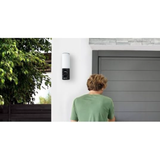 Ezviz LC3 - Telecamera da esterno 2K con lampada da parete integrata 700 lumen
