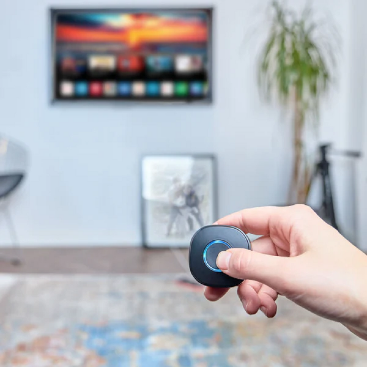 Shelly Button Black – Lösen Sie bis zu 4 intelligente Aktionen mit nur einem Knopf im Taschenformat aus.