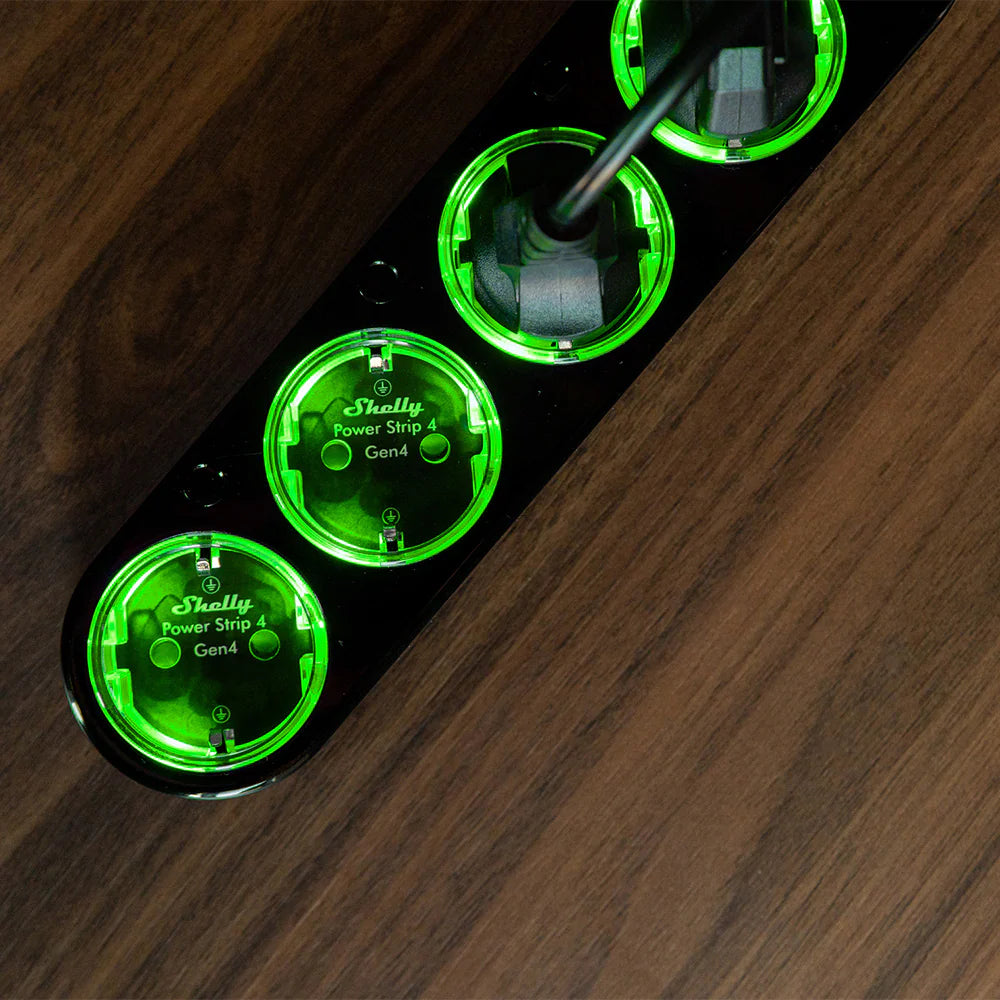 Shelly Power Strip 4 Gen4 - Ciabatta smart con 4 prese indipendenti, monitoraggio consumi e supporto Matter