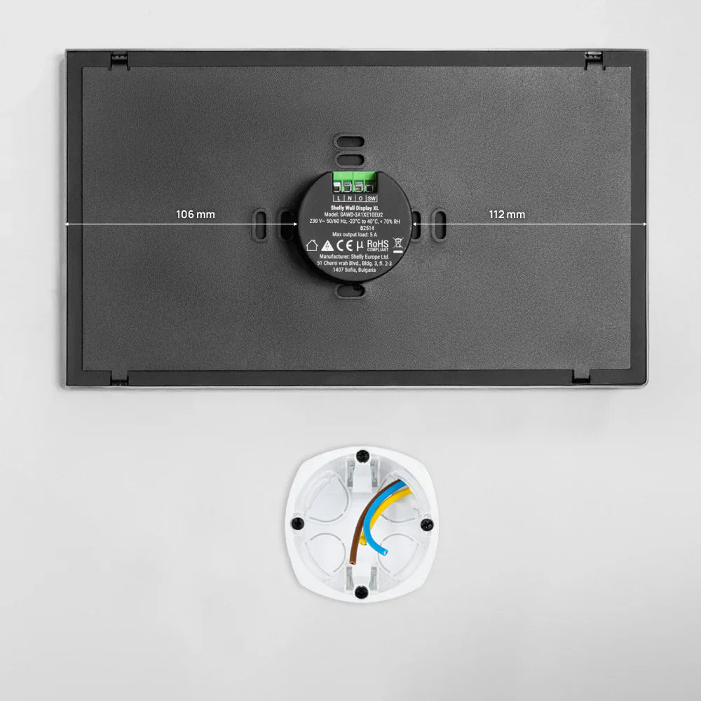 Shelly Wall Display XL