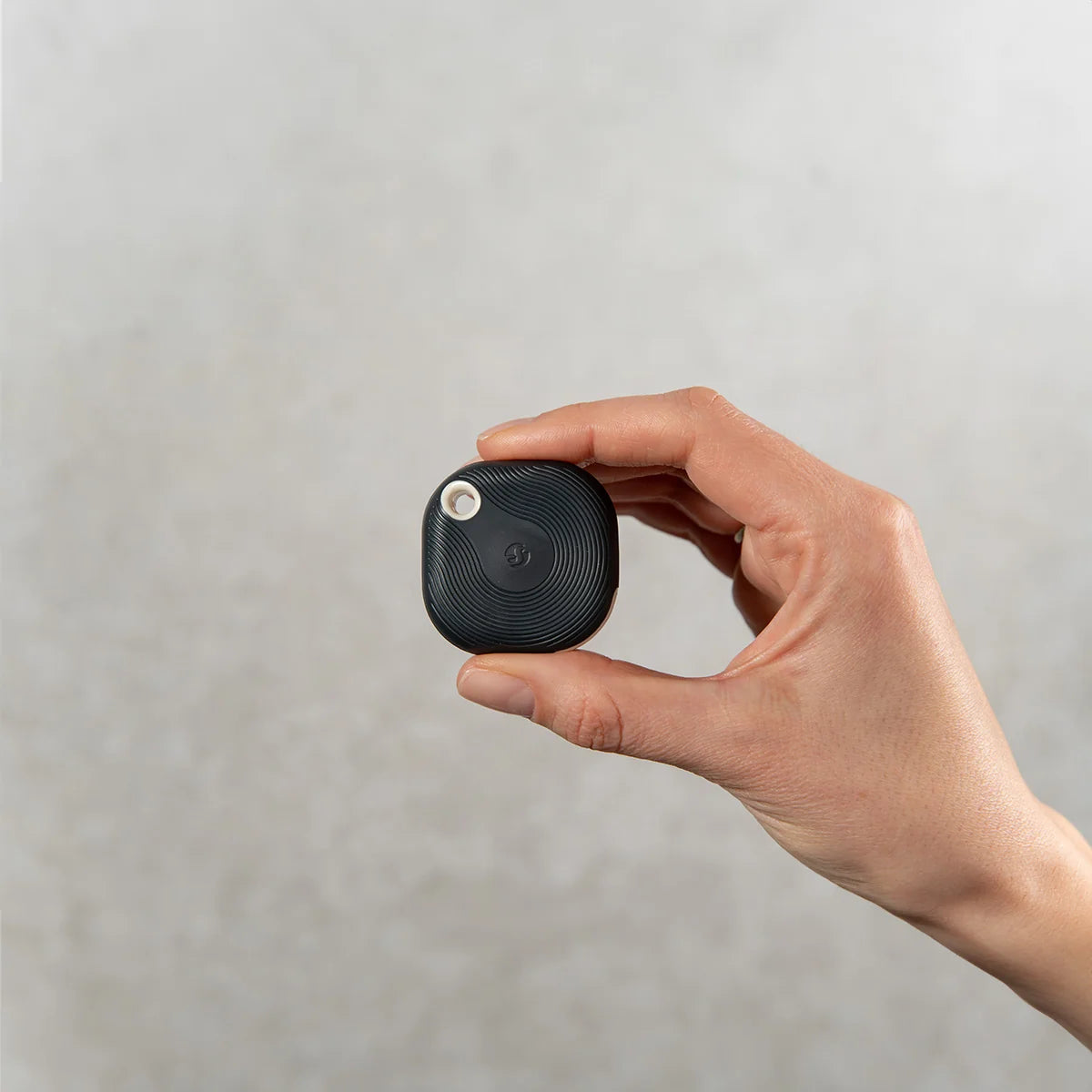 Shelly Shutter + BLU Button Tough 1 - Kit Smart per Tapparelle e Persiane