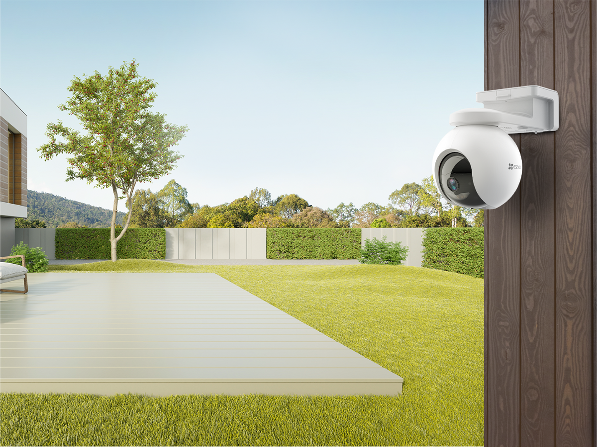 Ezviz EB8 - Telecamera da esterno 4G motorizzata a batteria con visione notturna a colori