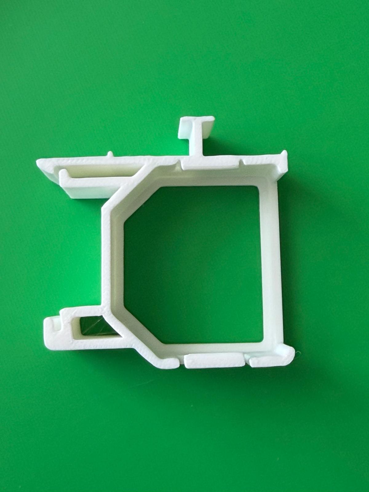 SOIXX Supporto DIN per Shelly Wave, Plus, Gen3, Gen4 e 2 WAGO, dritto bianco